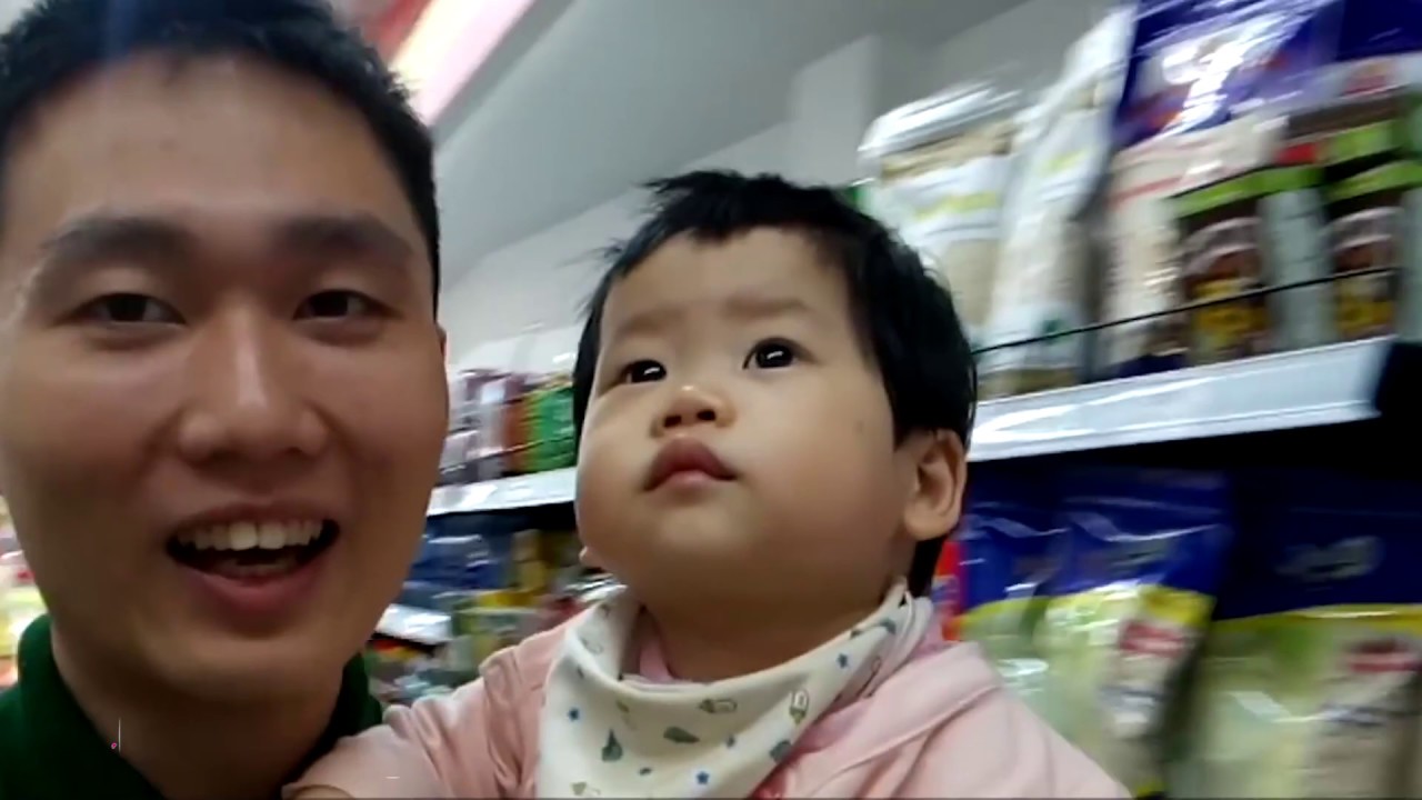 Hành Trình học Tiếng Anh của Annie 2 Tuổi