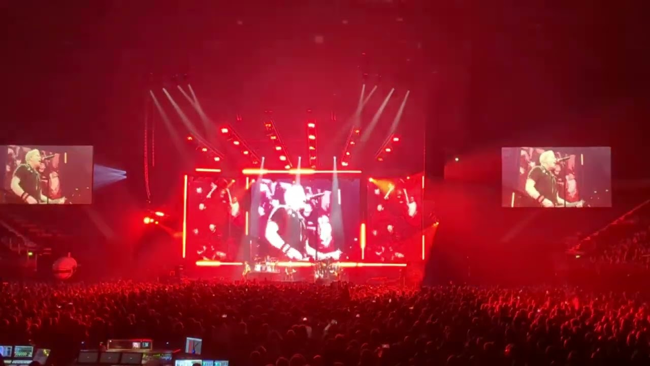 The Offspring - Self Esteem - AO Arena, Manchester - 16/11/25