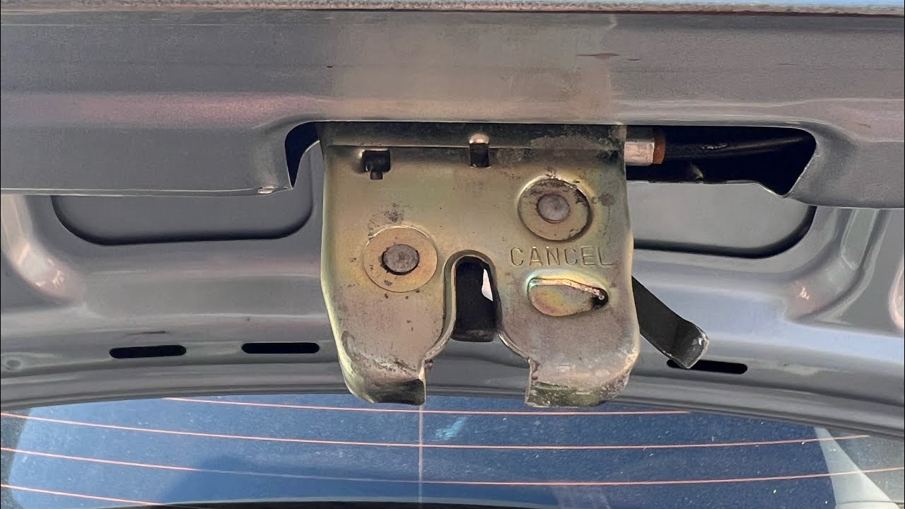 Subaru trunk latch doesn&rsquo;t release? WATCH THIS - fixed!