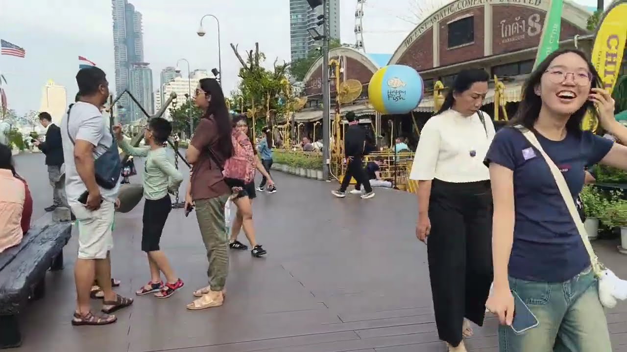 Bangkok Free Boat ⛵ Ride ? Bangkok Thailand Sea Market 