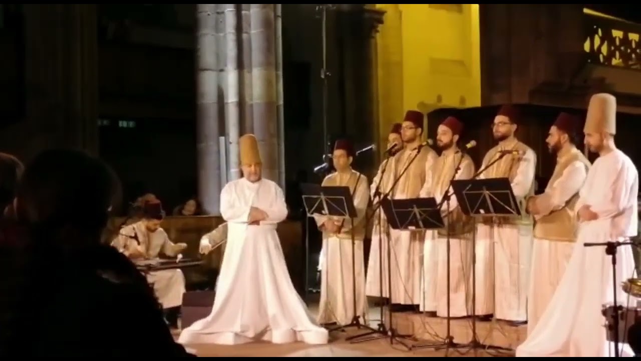 عابد يحمل في جنبيه – فرنسا - Sama Damaszener