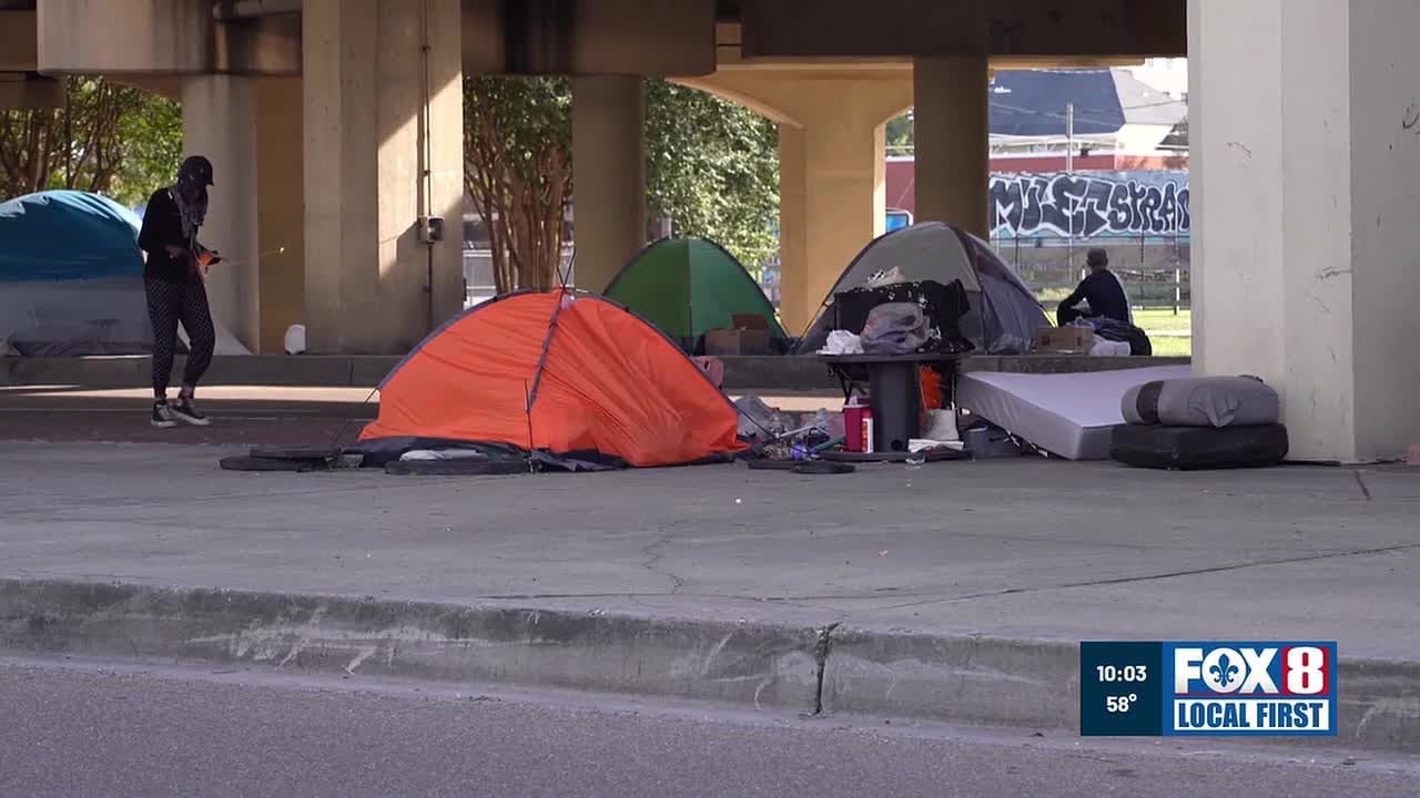 City crews check on homeless ahead of freezing weather as shelters prepare