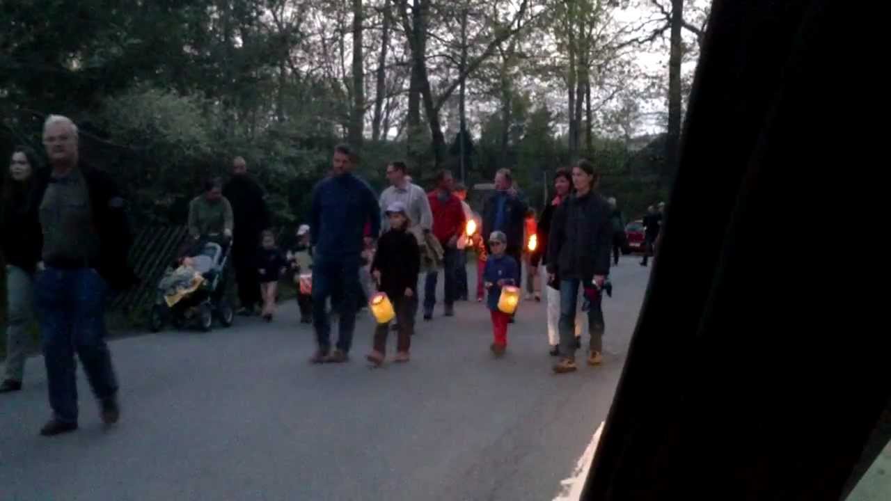 Hexenfeuer um Elsterberg am 30.04.2012 kleiner &Uuml;berblick