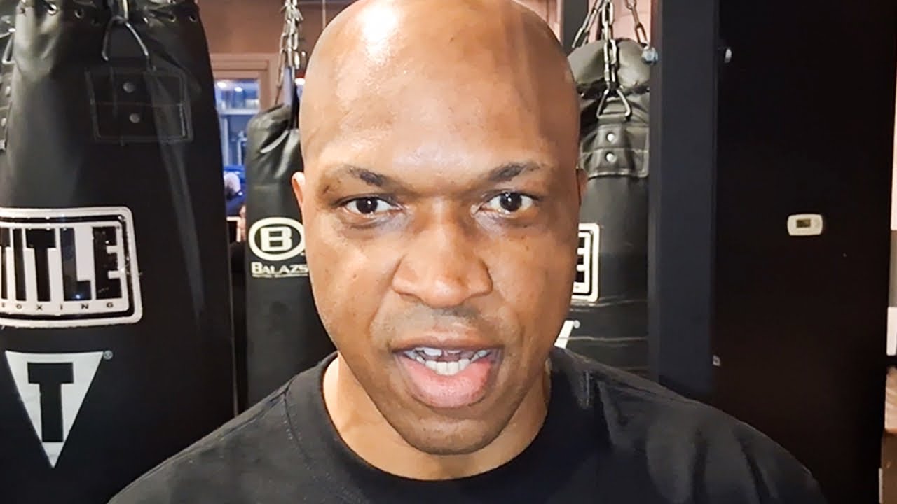 Деррик Джеймс предупреждает Эррола Спенса о бое с Тимом Цзю &mdash; дает ЛУЧШИЙ СОВЕТ, как его победить.