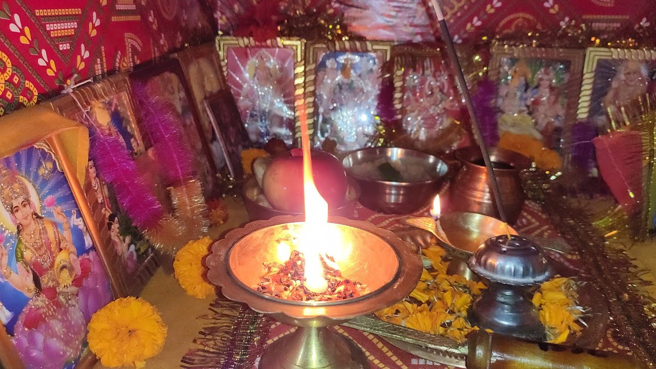 रोज सुबह की पूजा कैसे करें? My Everyday Simple Morning Pooja Routine.