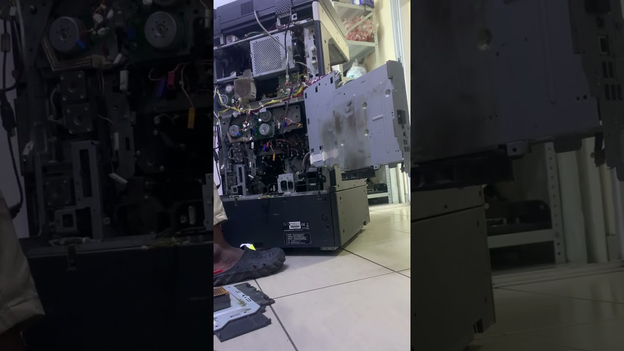 How the change the  ￼ clutch that controls the four colors in Konica bizhub c454e and c554e