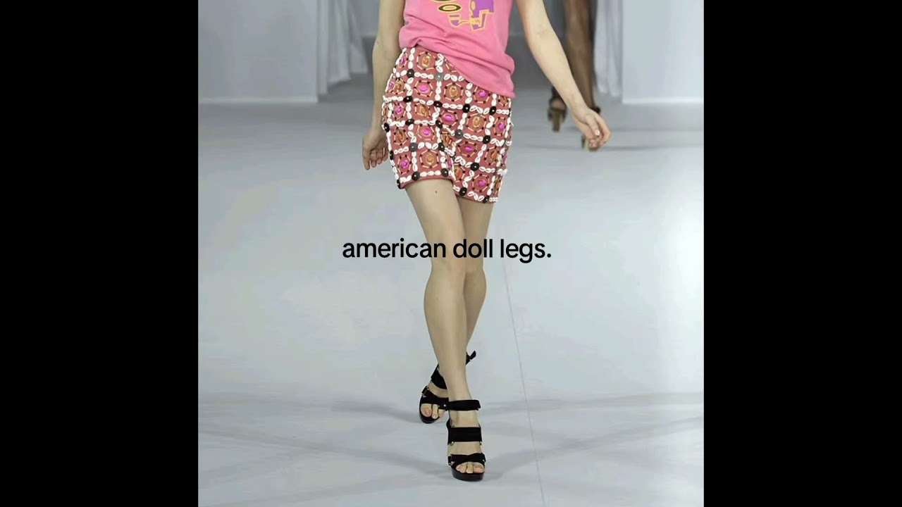 Ruslana's legs were so cute #giselebundchen #ruslanakorshunova #legs #barbie #model