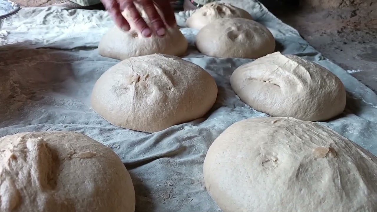 They Cook Bread This Traditional Way?! Unbelievable 😍🔥