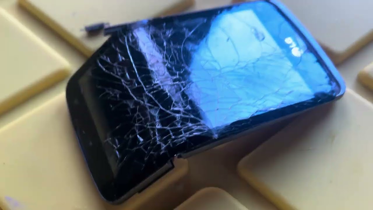 Smashing an LG phone with poor quality control 