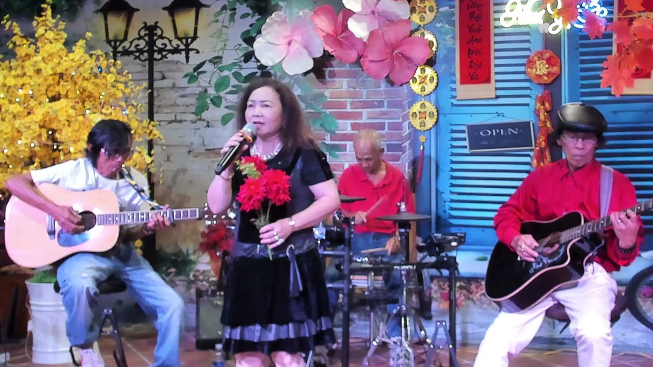 Mưa hồng -  Sáng tác: Trịnh Công Sơn  - Trình bày : Nguyễn Điệp