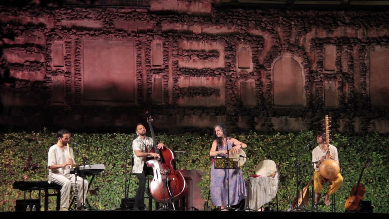 Evoéh-Qart (No camino por llegar;  J. Olivares)