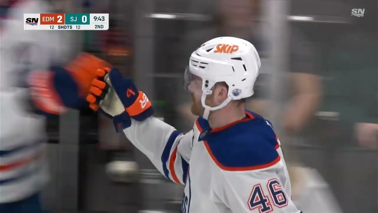 Max Jones makes it 2-0 for the oilers!