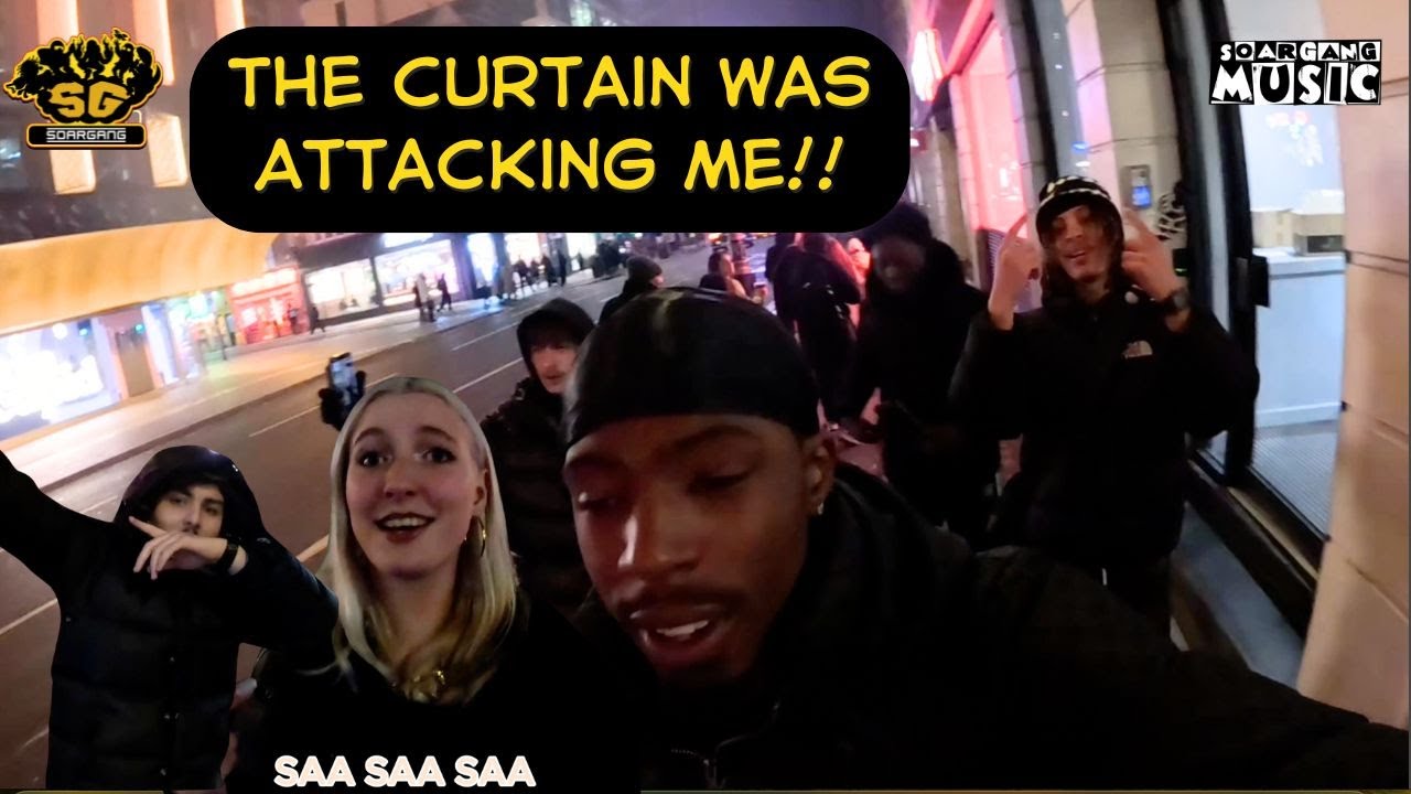 The Curtain Attacked Me! - Boxing Day Street Tour Part 2