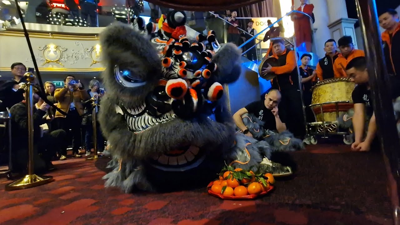 Lion Dance Eye Dotting Ceremony by Lung Ying Dragon Style UK | CNY 2025 | Hippodrome Casino, London
