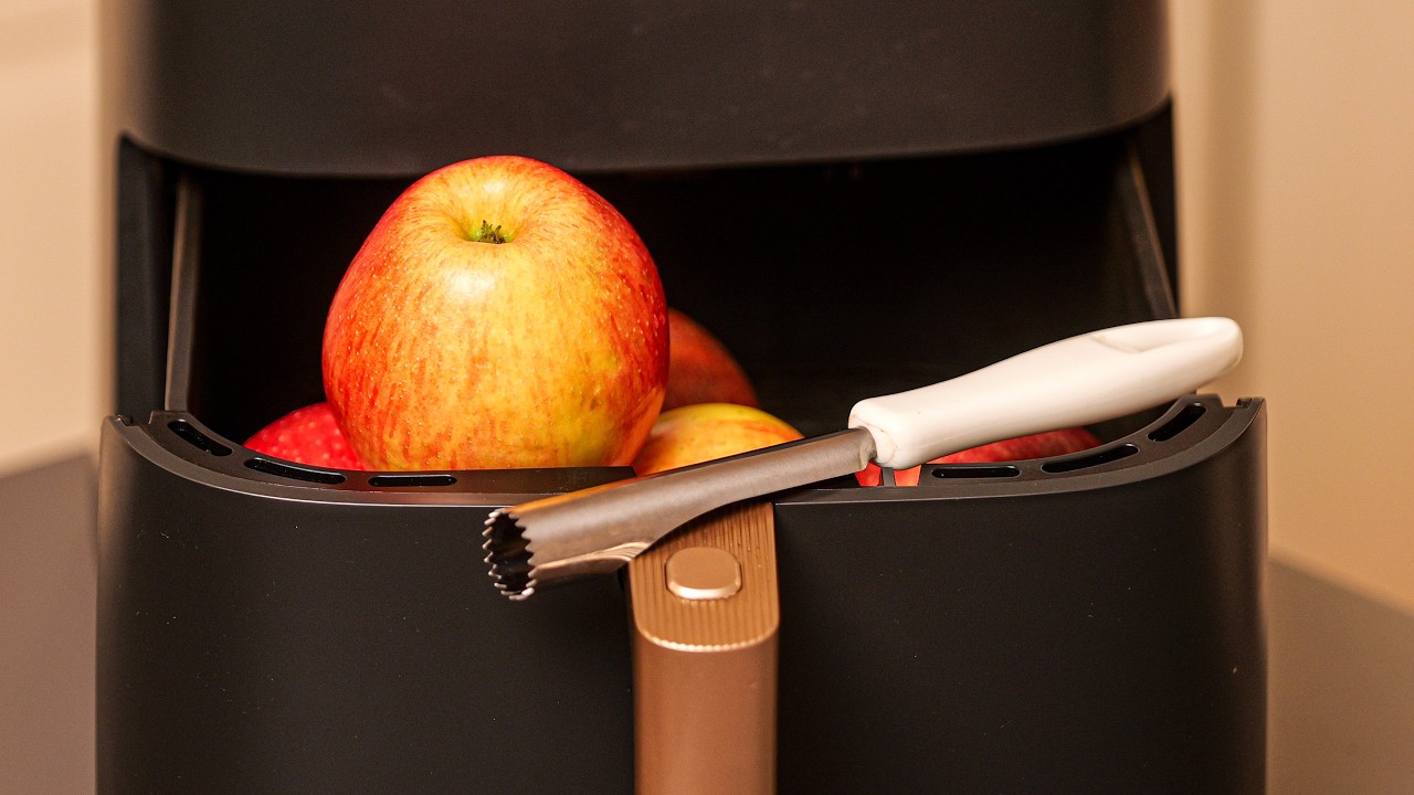 The Secret to Amazing Baked Apples? Your Air Fryer!