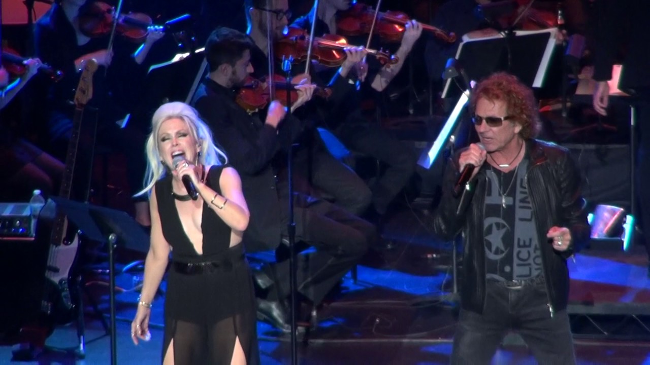 Terri Nunn + Mickey Thomas - Don't Stop Believin' - Genesee Theatre