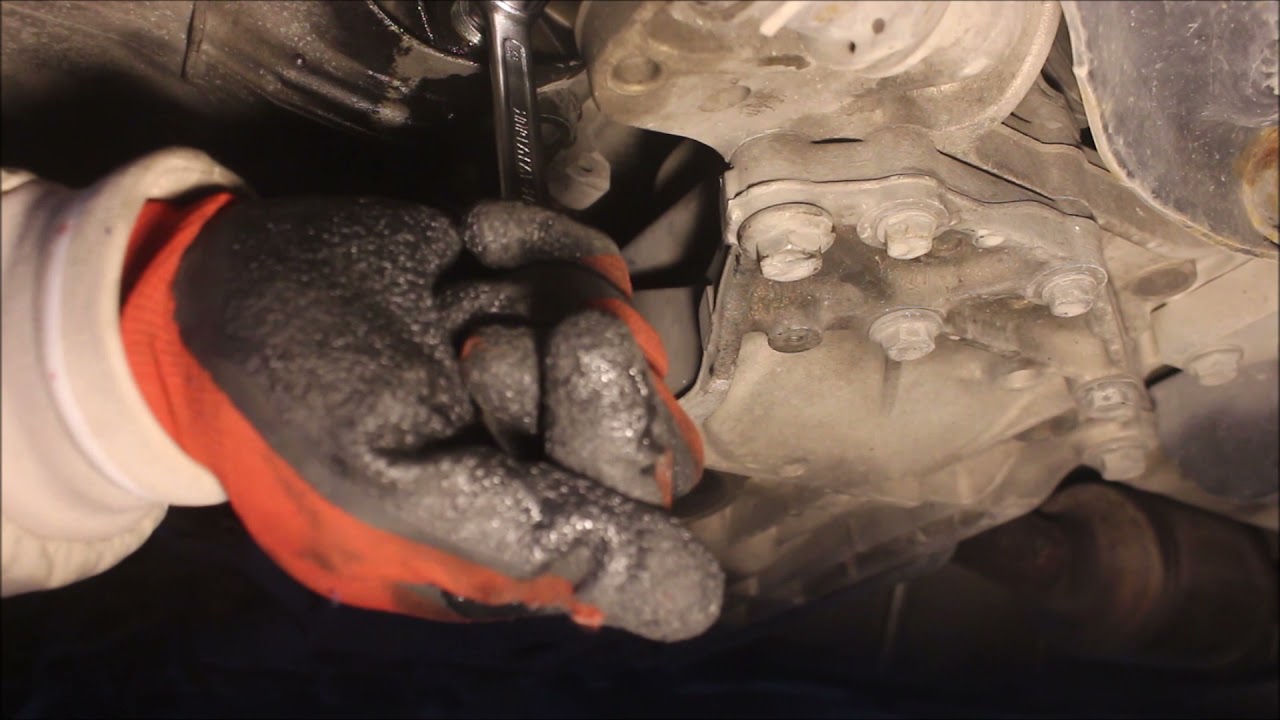 HOW TO CHANGE VOLKSWAGEN GOLF 6 TRANSMISSION OIL.