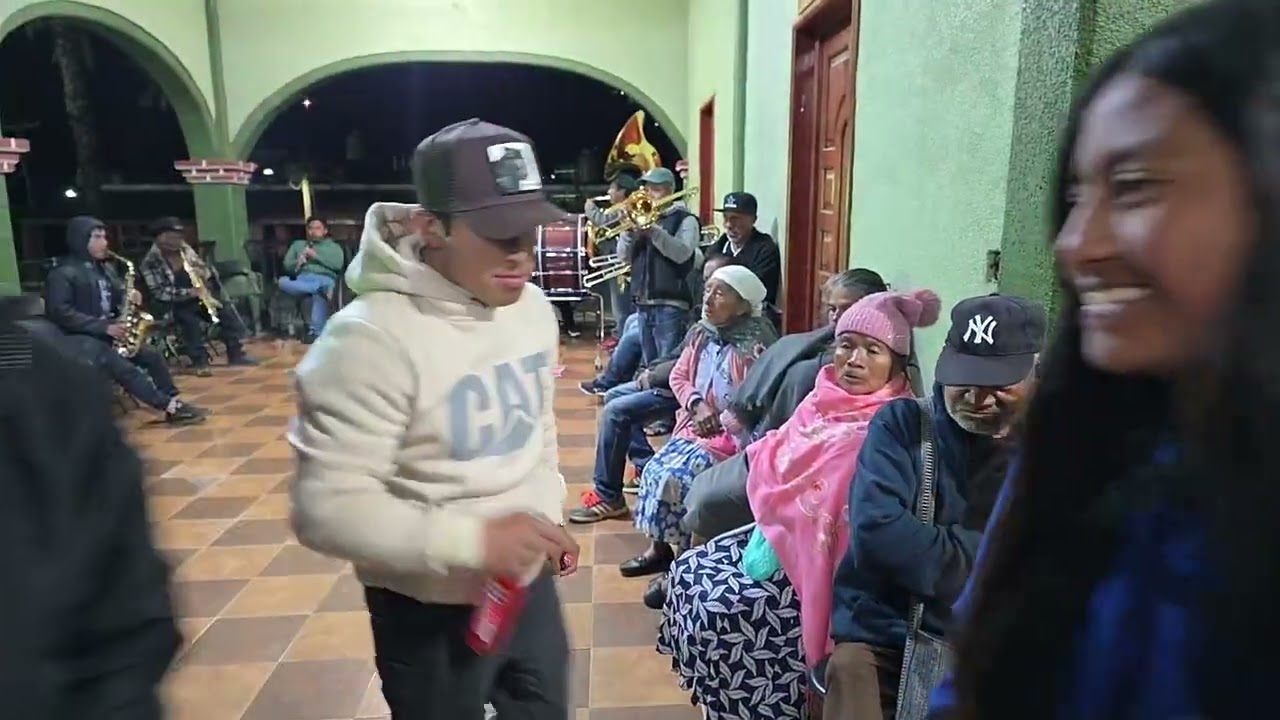 Despedida de la banda de Santiago Laxopa en Santa Catarina Yahuio👌🇲🇽