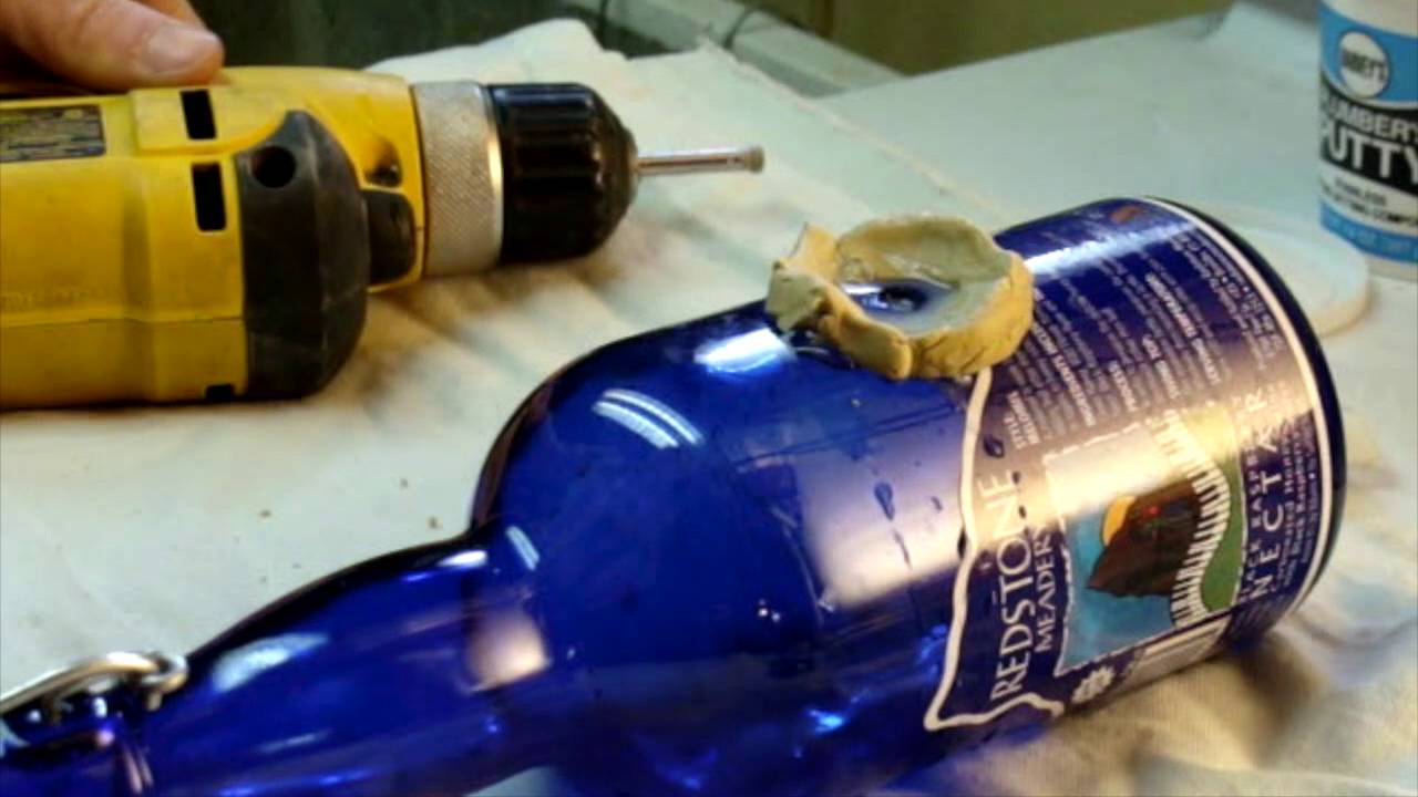 DIY Bottle Bird Feeder