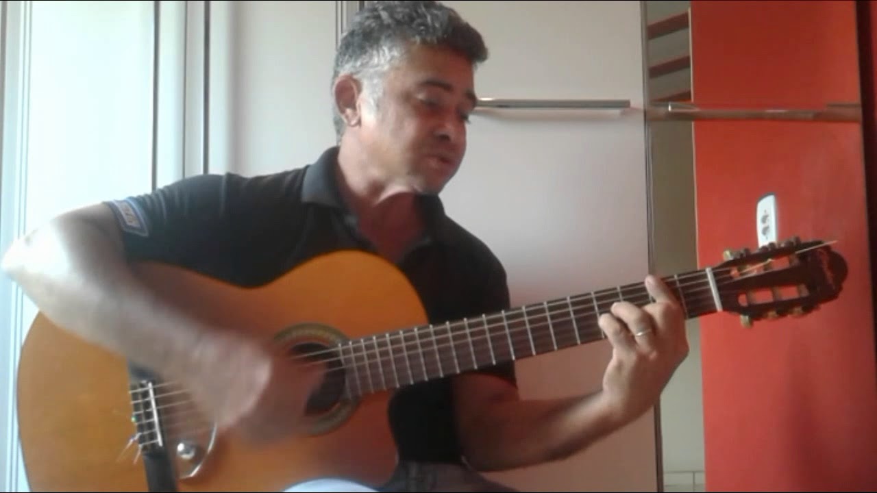 DEBAIXO DOS CARACÓIS DOS SEUS CABELOS (Cover Roberto Carlos)