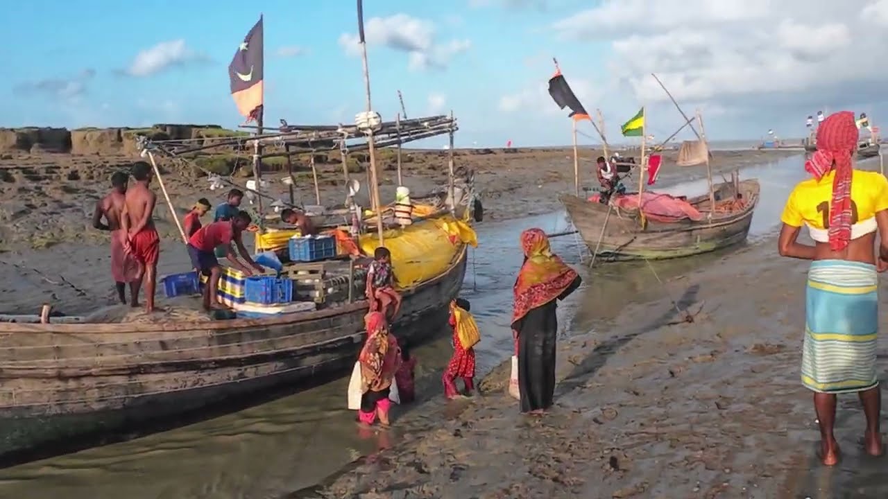 হাতিয়া দ্বীপ &ndash; মেঘনার বুকে গড়া এক অপার সৌন্দর্যের ভূমি | Hatia Island