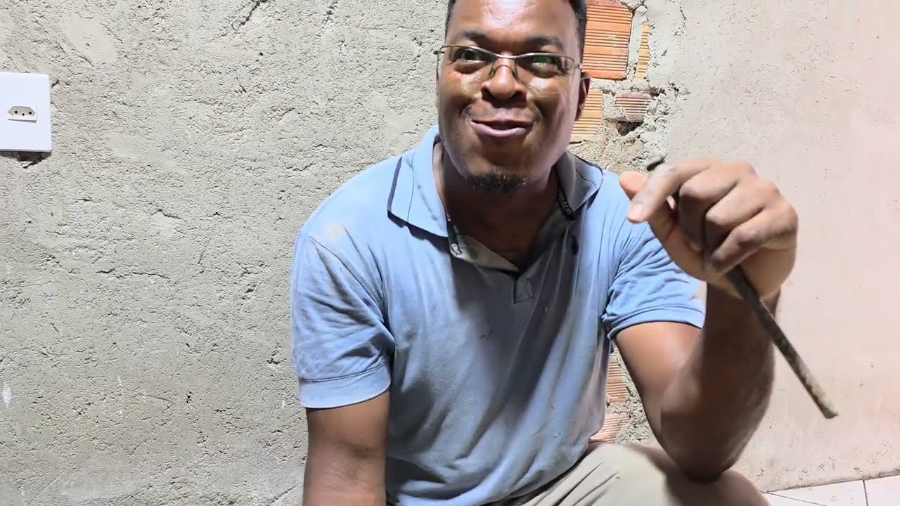 Pedreiro burro tá tudo oco e agora