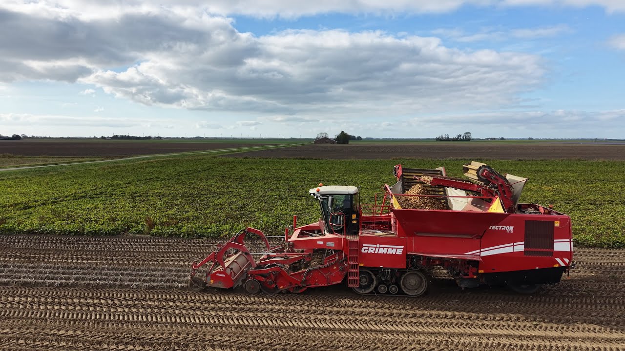 Aardappelen rooien met de Grimme Tectron 415  en het inschuren 9-10-2025