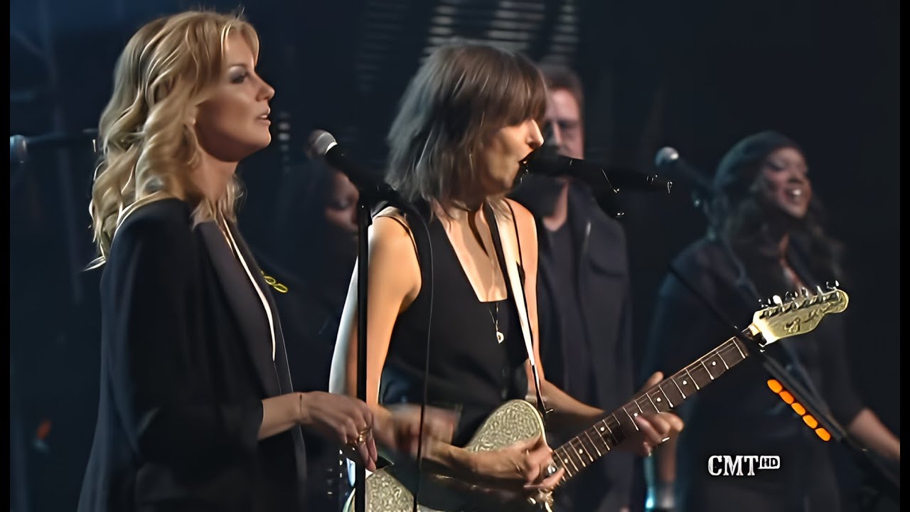 Back on the chain gang - Faith Hill & Chrissie Hynde - The Pretenders 2011
