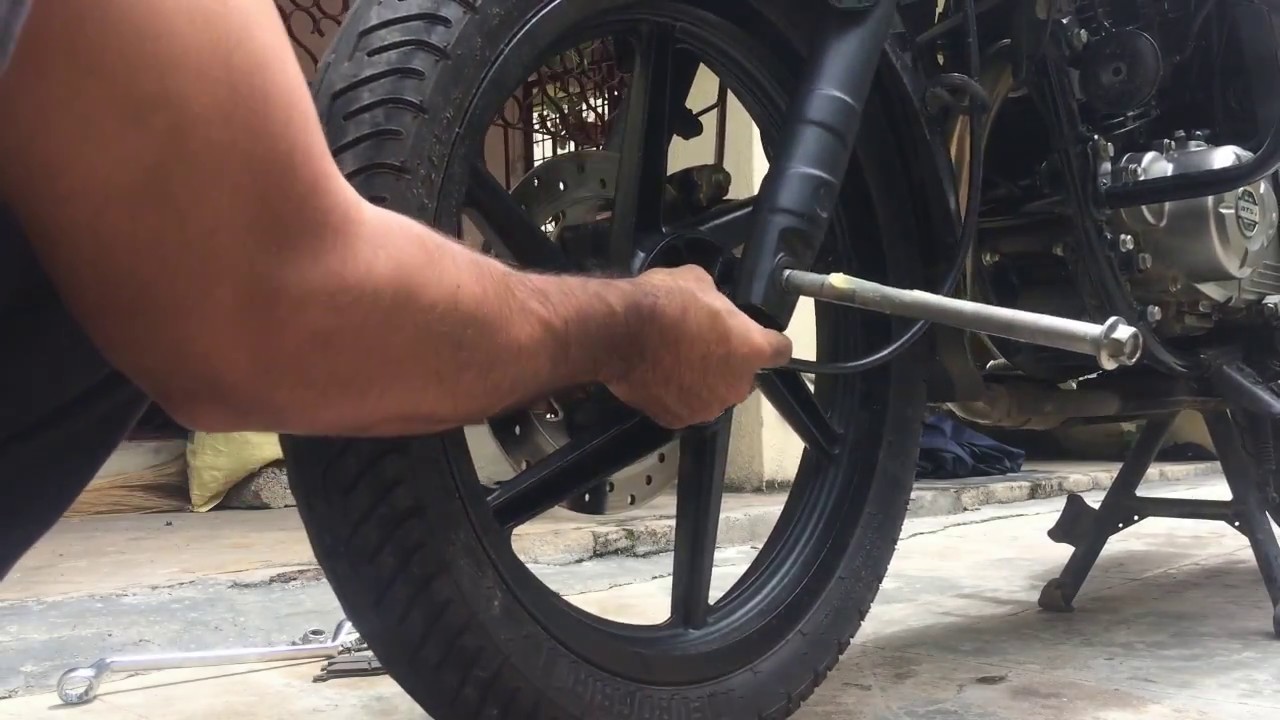 Pulsar 220F | Front Wheel Noise | Squeaky noise