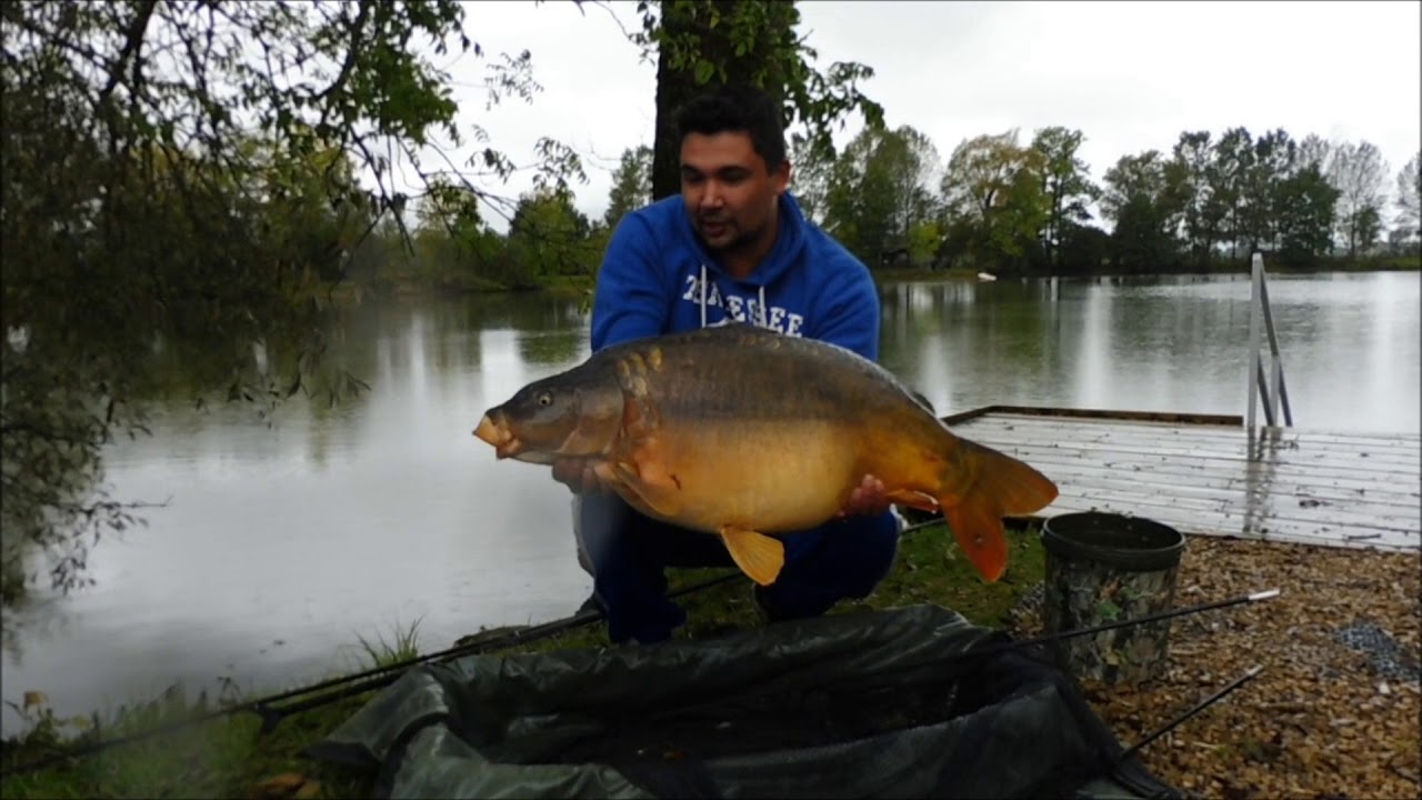Maxvissen Karpersessie in Frankrijk met Daniel Bruil en Raymond Lenting op Old Pollard Lake