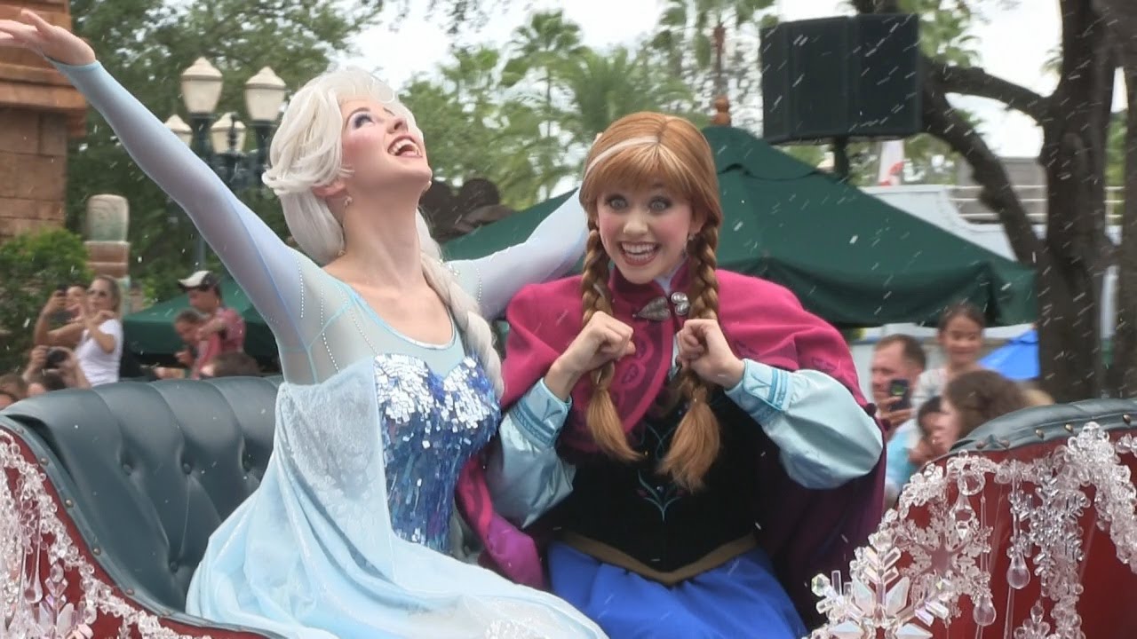 Frozen Parade Anna & Elsa's Royal Welcome - Frozen Snow Parade! - Walt Disney World Vacation 2015