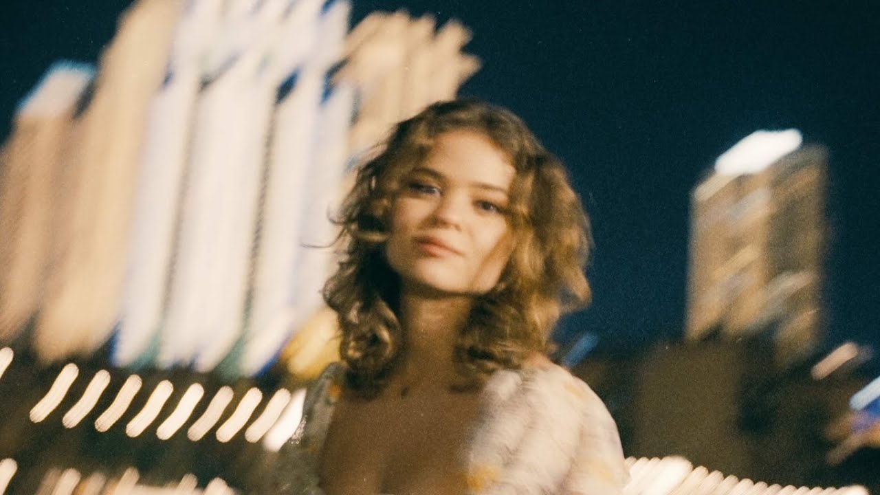 Nagy Bogi - Nem hullajtok könnyeket | Official Visualizer