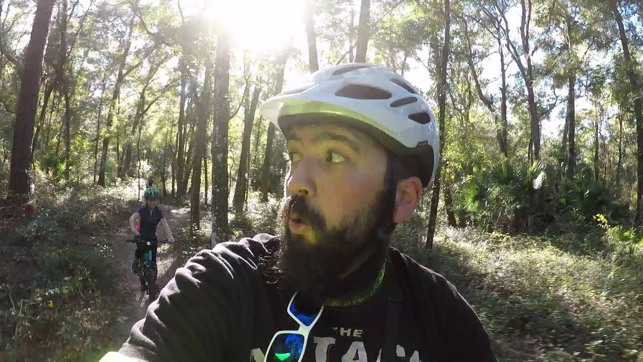 Mountain Biking Santos trail: beginners run around the perimeter of Santos/Vortex area