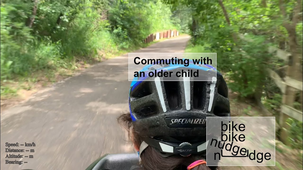 Bakfiets commuting with an older child