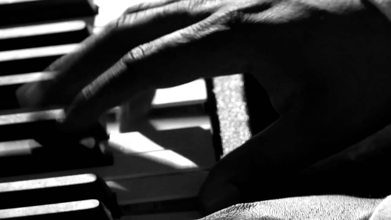 Pretty Wings -An Excerpt From Maxwell 