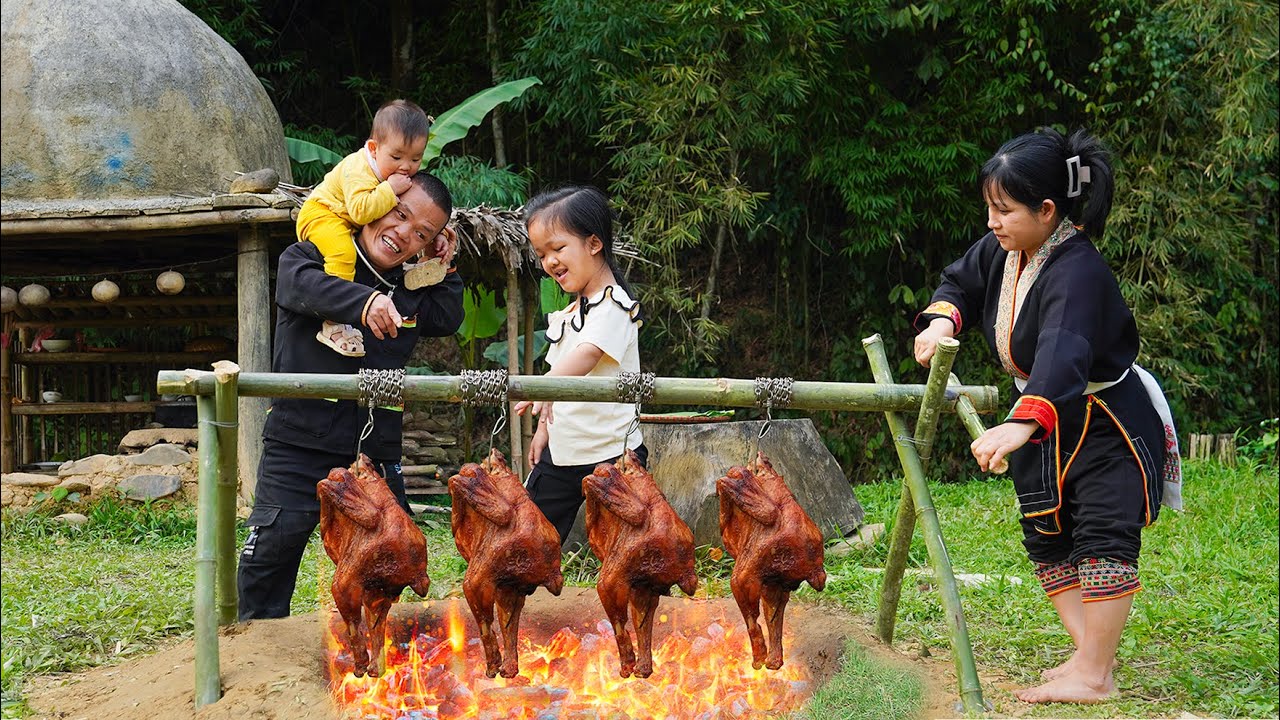 Dwarf Family Cooking: Cooking Chicken in a Big Oven - Happy Country Life