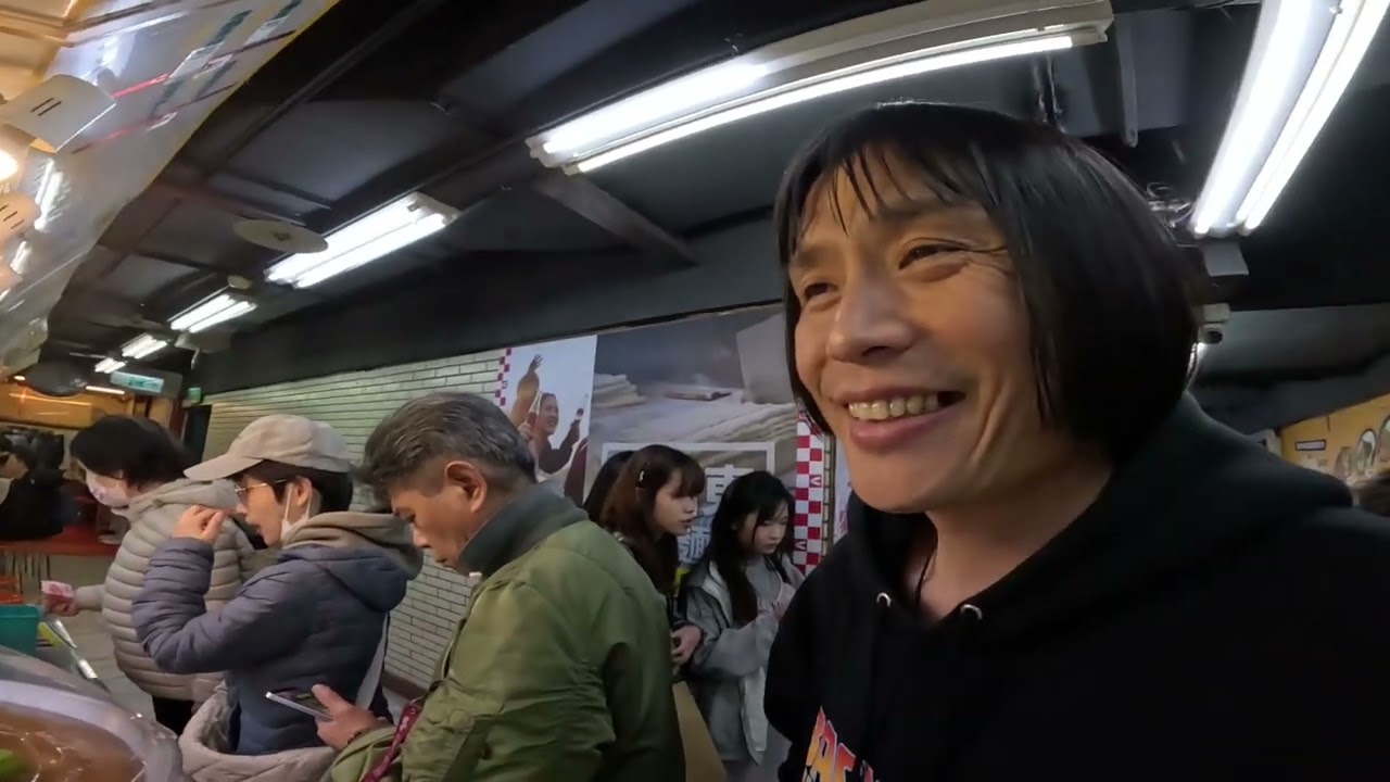 大年初二 逛西門町 萬年百貨 吃吃喝喝 02/18