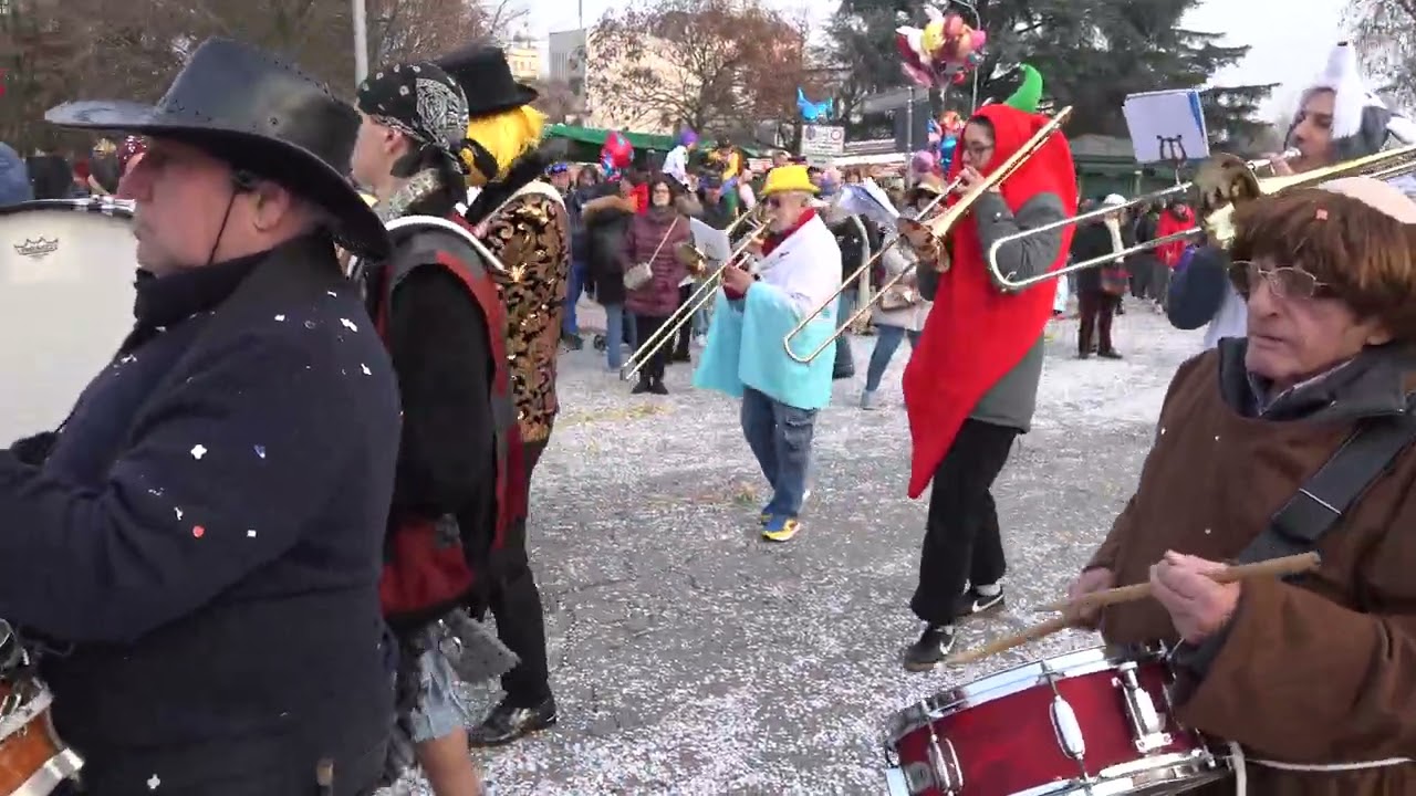 CARRA' MIX 3 - Carnevale Oleggese 2026 - Banda e Majorettes Cernusco sul Naviglio