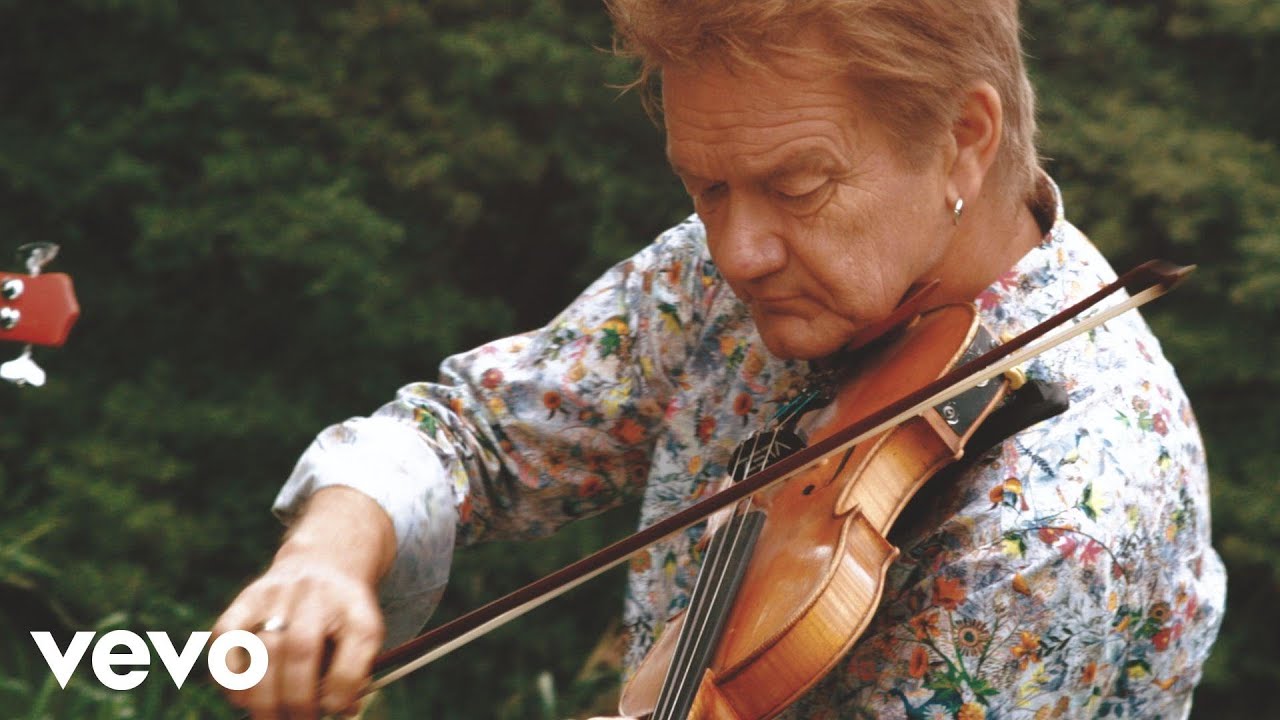 Lars Lilholt - Så Ånder Vi Ind