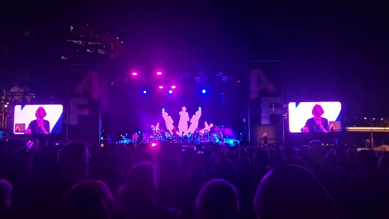 Pulp: Do You Remember The First Time?