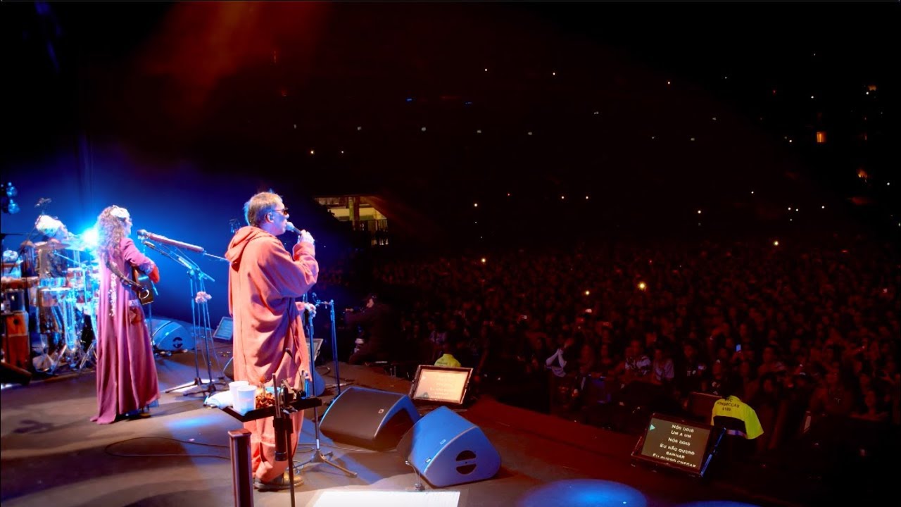 Um a Um - Tribalistas Ao Vivo