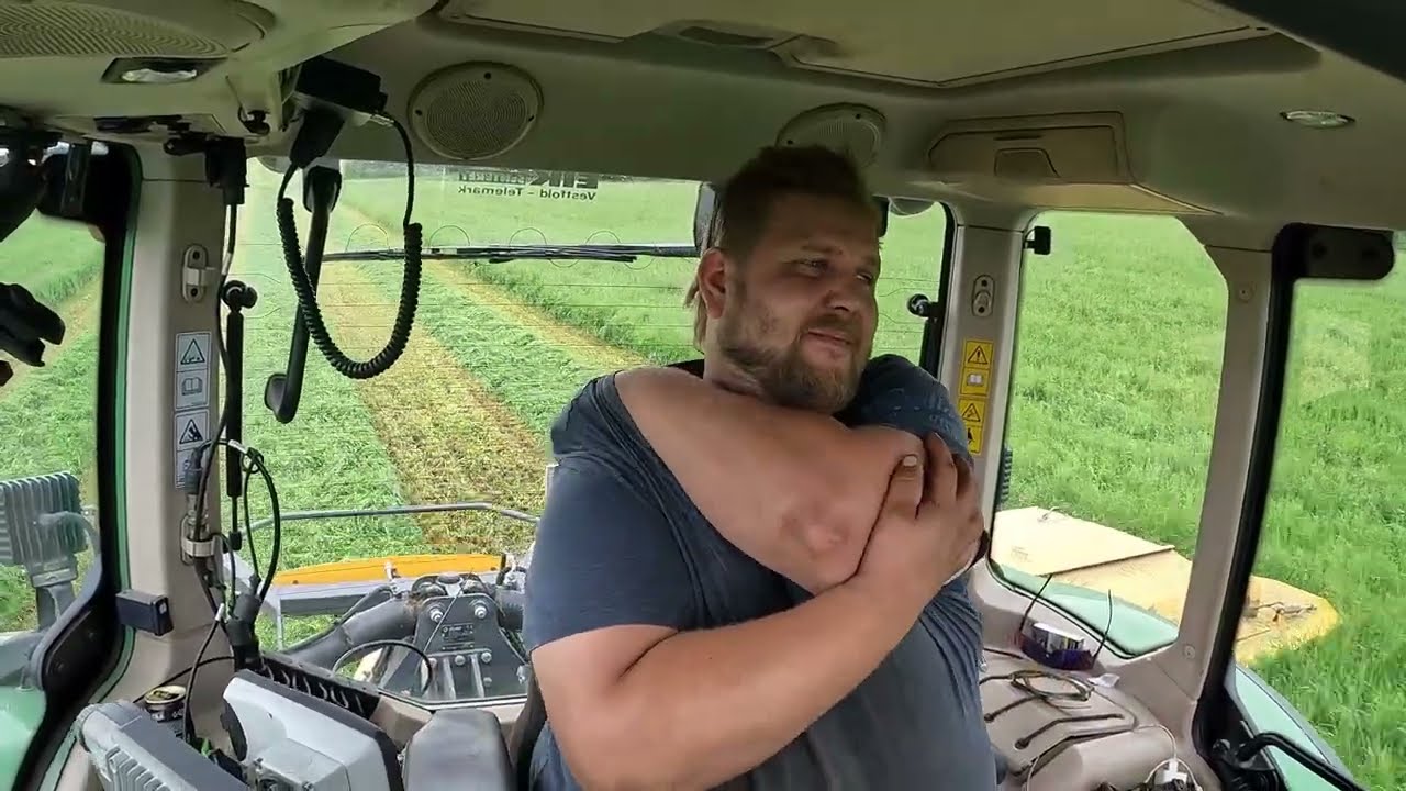 Niiton toinen kierros - Satoi tai paistoi ! |Fendt 724 & Elho 10500