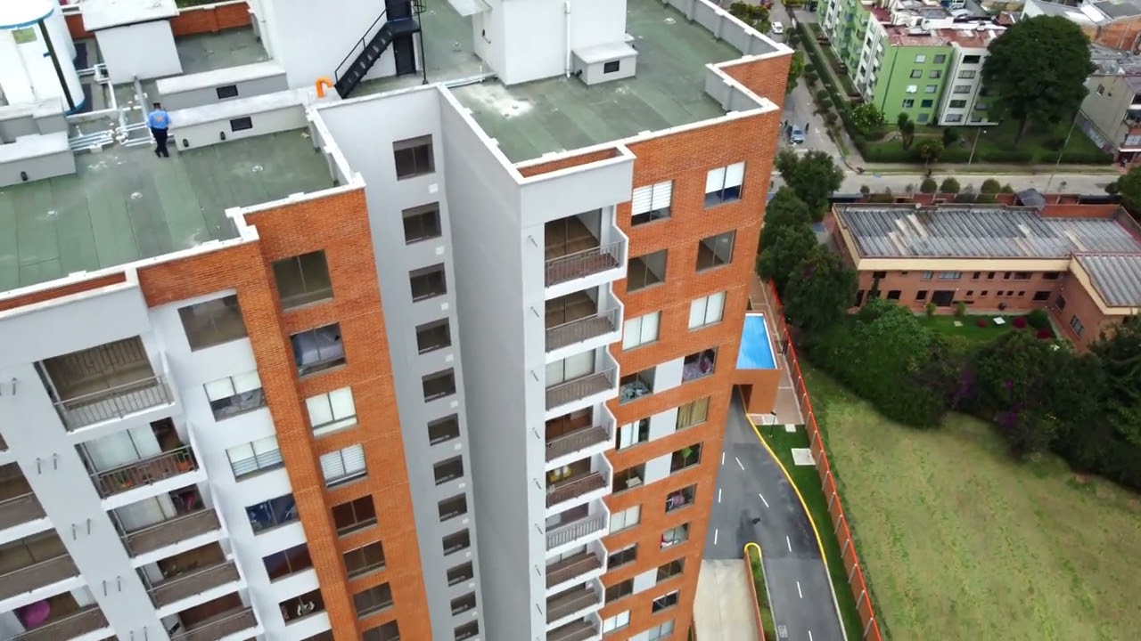 VOLANDO EN DRONE 4K - MEGAPROYECTO NUEVA COLINA