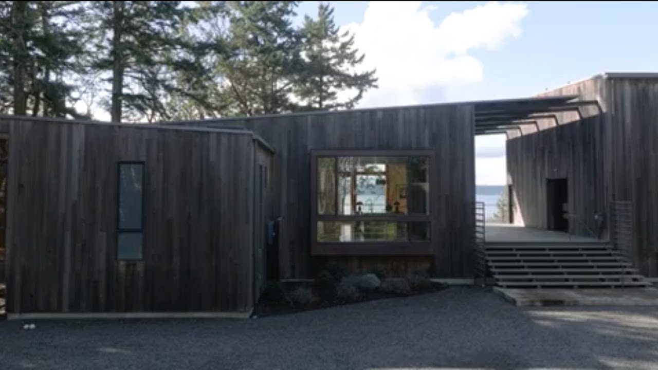 Case Study: Contemporary Forest Home Perched Above Puget Sound