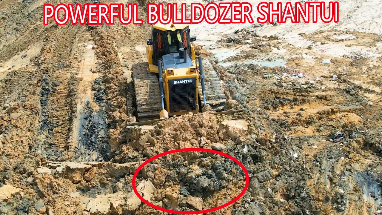 THE BEST BULLDOZER SHANTUI DH17C2 PUSH MUD, DUMP TRUCK UNLOADING
