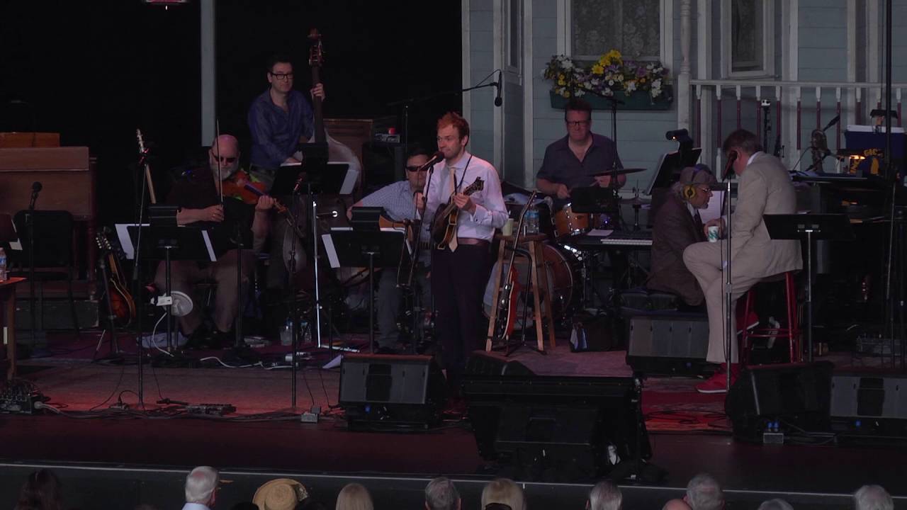 Richmond is a Hard Road to Travel - Chris Thile - 5/28/2016