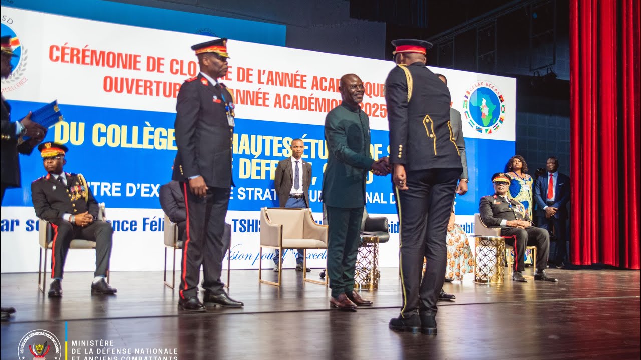 Défense  : Le VPM Guy Kabombo Clôture des Formations Stratégiques Cruciales pour l'Armée Congolaise
