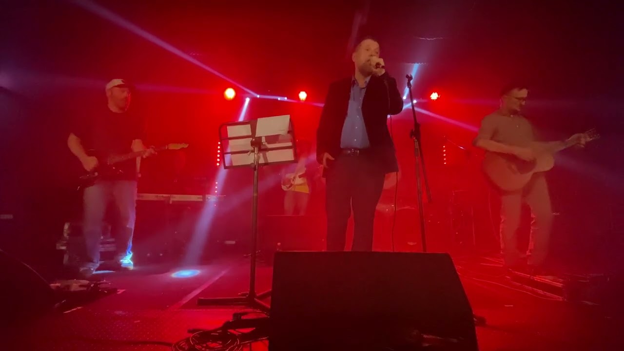 Virginiana Miller - Fuori dal Mondo - live@GlueFirenze ( inedito) dicembre 2025
