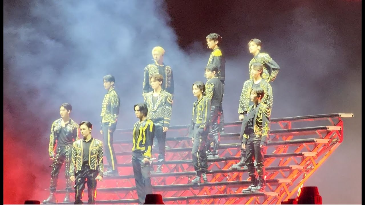 221228 SEVENTEEN (세븐틴) - OPENING + HOT | BE THE SUN CONCERT in Jakarta Additional Show 비더썬 콘서트