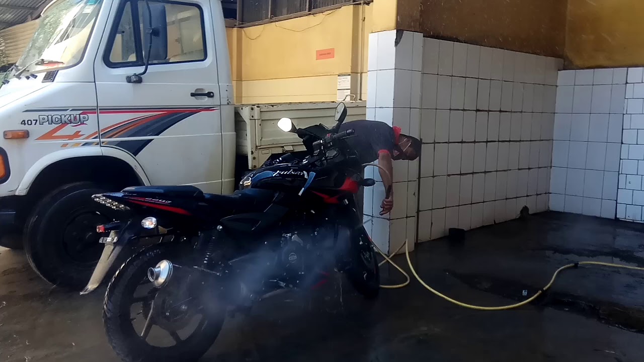 PULSAR 220F BS6/ WASHING/ FIRST SERVICING AND COST OF SERVICE.
